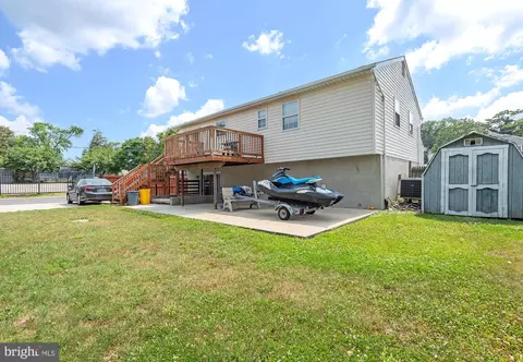7797 Catherine Ave, Pasadena, MD 21122 photo 34