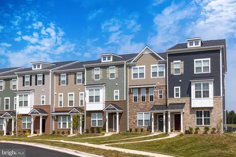 1614 Aster Ln, Hanover, MD 21076