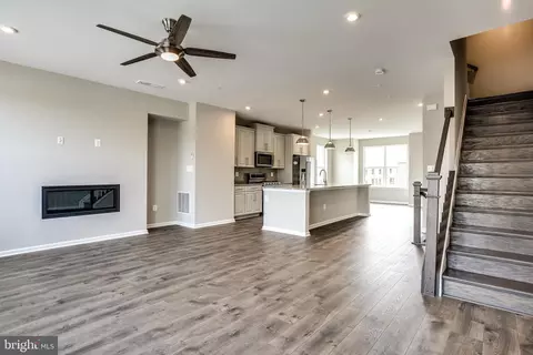 1614 Aster Ln, Hanover, MD 21076 photo 5
