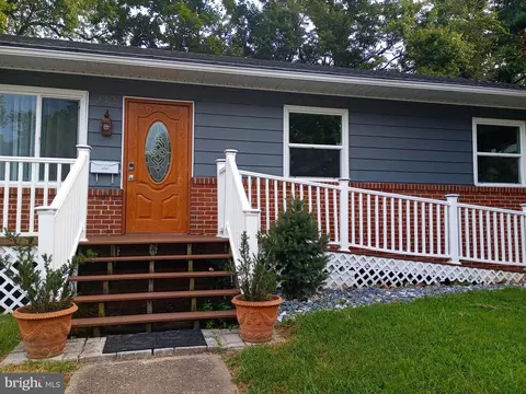 312 16th Ave, Brooklyn, MD 21225