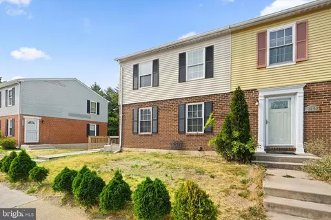 1842 Blue Jay Ct, Severn, MD 21144