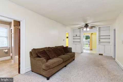 120 Lakeview Ave, Edgewater, MD 21037 photo 3