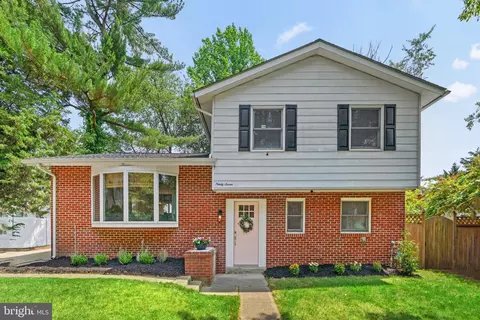 97 Kennedy Dr, Severna Park, MD 21146