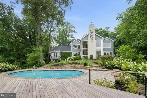 842 Childs Point Rd, Annapolis, MD 21401