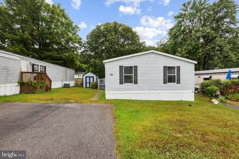 490 Patuxent Rd N #58, Odenton, MD 21113