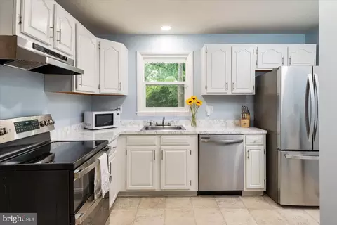1161 Summit Dr, Annapolis, MD 21409 photo 7