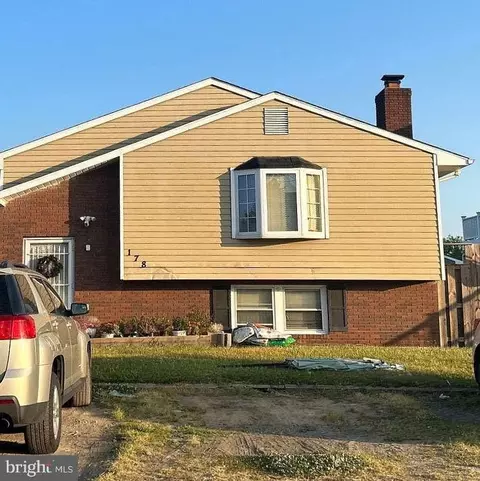 178 Dale Rd, Pasadena, MD 21122
