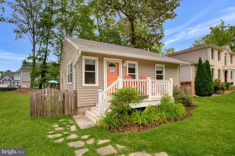 3307 Glebe Dr, Edgewater, MD 21037