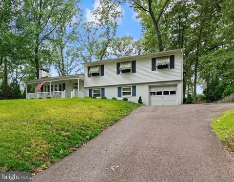 41 Emerson Rd, Severna Park, MD 21146