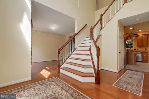 3012 Marsh Crossing Dr, Laurel, MD 20724 photo 5