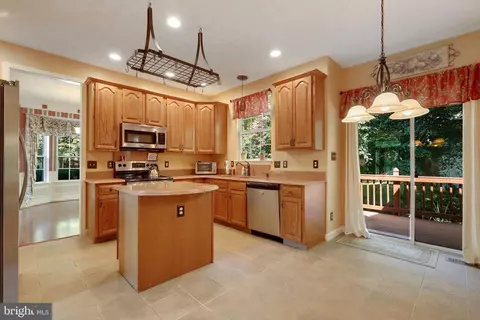 3012 Marsh Crossing Dr, Laurel, MD 20724 photo 12