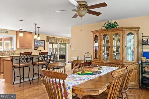 925 Decesaris Dr, Lothian, MD 20711 photo 11
