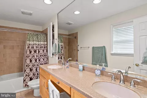 925 Decesaris Dr, Lothian, MD 20711 photo 16