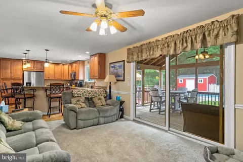 925 Decesaris Dr, Lothian, MD 20711 photo 13