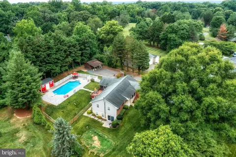 925 Decesaris Dr, Lothian, MD 20711 photo 5