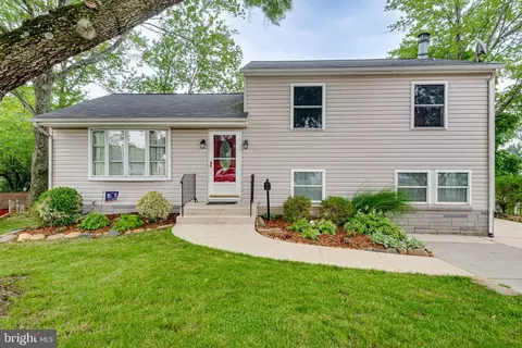 203 Exeter Ct, Linthicum Heights, MD 21090