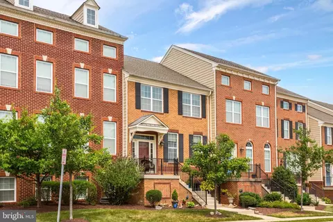 7651 Elmcrest Rd, Hanover, MD 21076 photo 2