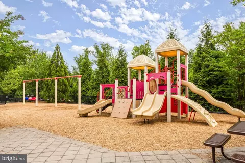 7651 Elmcrest Rd, Hanover, MD 21076 photo 54