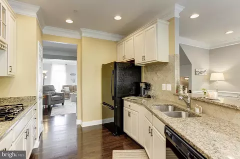7651 Elmcrest Rd, Hanover, MD 21076 photo 22