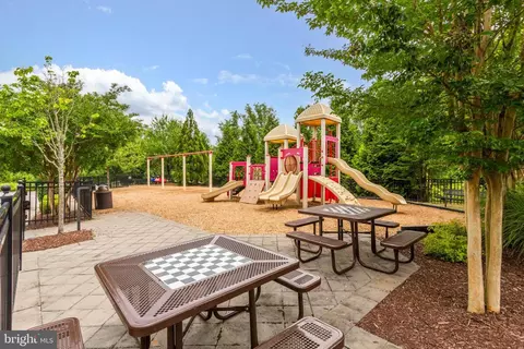7651 Elmcrest Rd, Hanover, MD 21076 photo 53