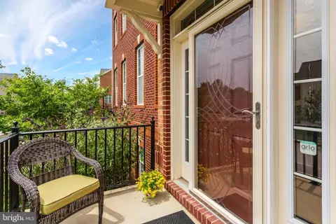 7651 Elmcrest Rd, Hanover, MD 21076 photo 6