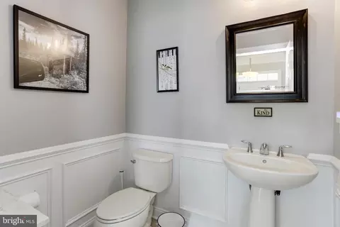 7651 Elmcrest Rd, Hanover, MD 21076 photo 14