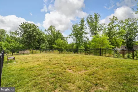 7651 Elmcrest Rd, Hanover, MD 21076 photo 52