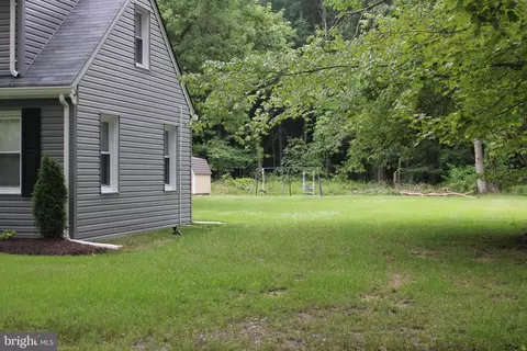 1417 Cedarhurst Rd, Shady Side, MD 20764 photo 4