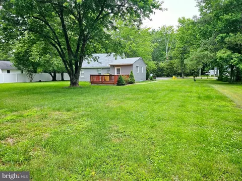 1417 Cedarhurst Rd, Shady Side, MD 20764 photo 19