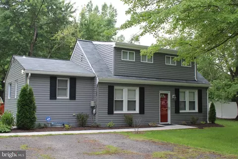 1417 Cedarhurst Rd, Shady Side, MD 20764 photo 3