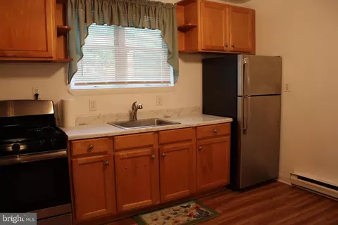 1417 Cedarhurst Rd, Shady Side, MD 20764 photo 9