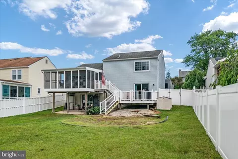 8439 Spring Rd, Pasadena, MD 21122 photo 8