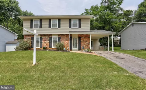 2270 Four Seasons Dr, Gambrills, MD 21054