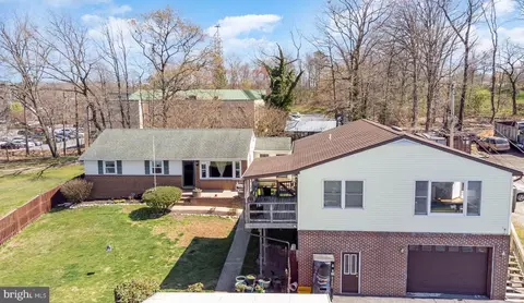 461 B Oakton Rd, Odenton, MD 21113
