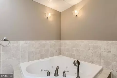 647 C St, Pasadena, MD 21122 photo 20