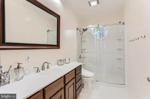 647 C St, Pasadena, MD 21122 photo 14