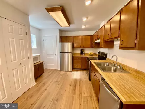 943 Forest Dr, Arnold, MD 21012 photo 8