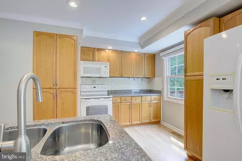 1709 Walleye Dr, Crofton, MD 21114 photo 11