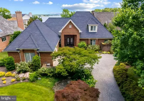 820 S River Landing Rd, Edgewater, MD 21037