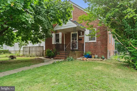 5722 Franklin St, Brooklyn, MD 21225