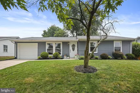1827 Quebec St, Severn, MD 21144