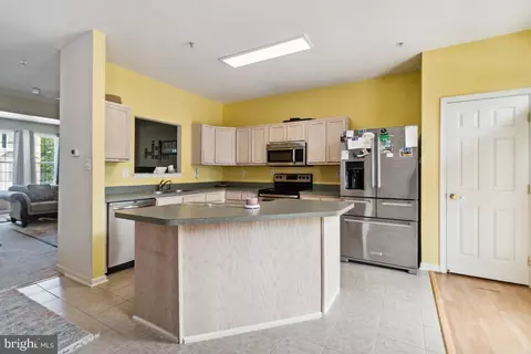 4127 Apple Leaf Ct, Pasadena, MD 21122 photo 6