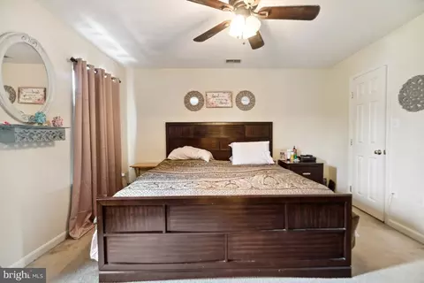 4127 Apple Leaf Ct, Pasadena, MD 21122 photo 12