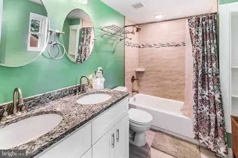 610 Laurel Dr, Pasadena, MD 21122 photo 12