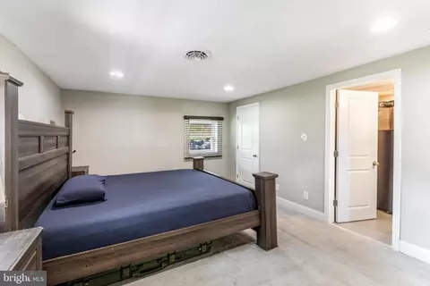 610 Laurel Dr, Pasadena, MD 21122 photo 14