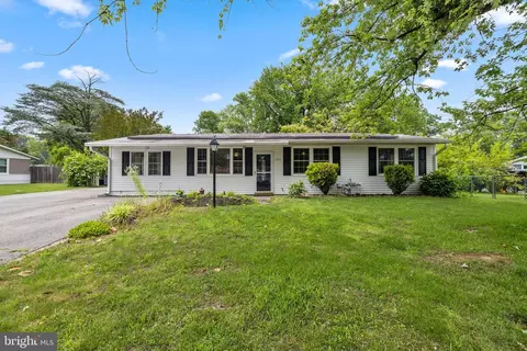 109 Denson Dr, Severn, MD 21144