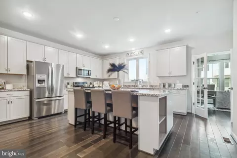3350 Pitch Pine Dr, Laurel, MD 20724