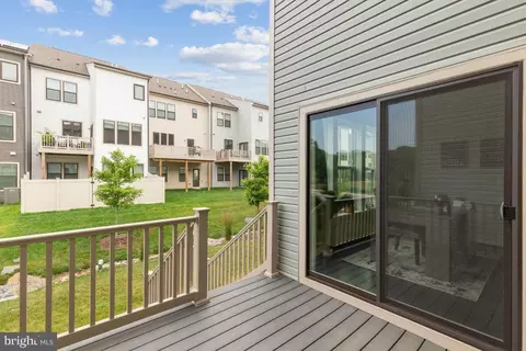 3350 Pitch Pine Dr, Laurel, MD 20724 photo 9
