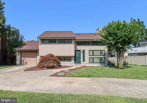 1274 Green Holly Dr, Annapolis, MD 21409
