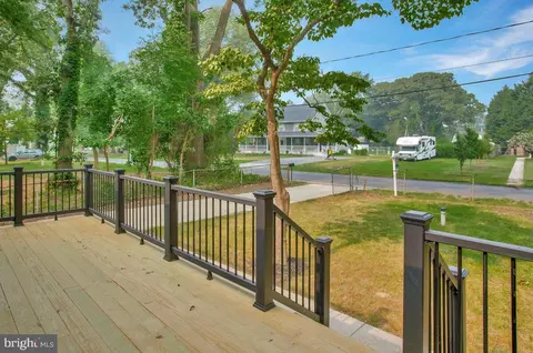 7949 Central Rd, Pasadena, MD 21122 photo 3